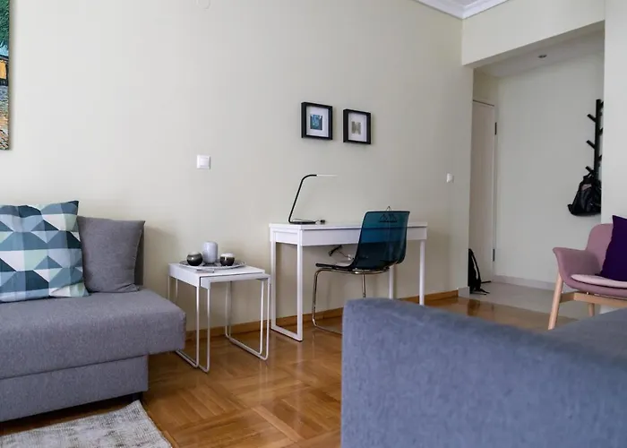 Apartment Aristotelis Cozy And Playful At Forum Thessaloniki