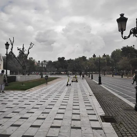 Aristotelis Cozy And Playful At Forum דירה *